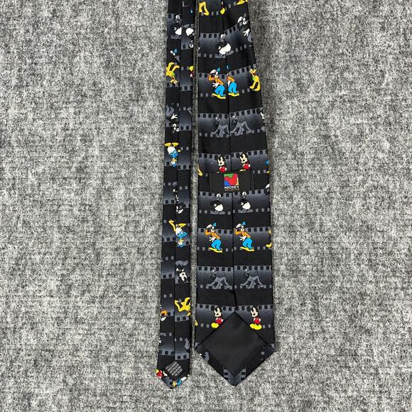 Disney Tie Mens 54" 3.75" Mickey Unlimited Donald Goofy Pluto Korea Polyester‎ - Picture 5 of 9